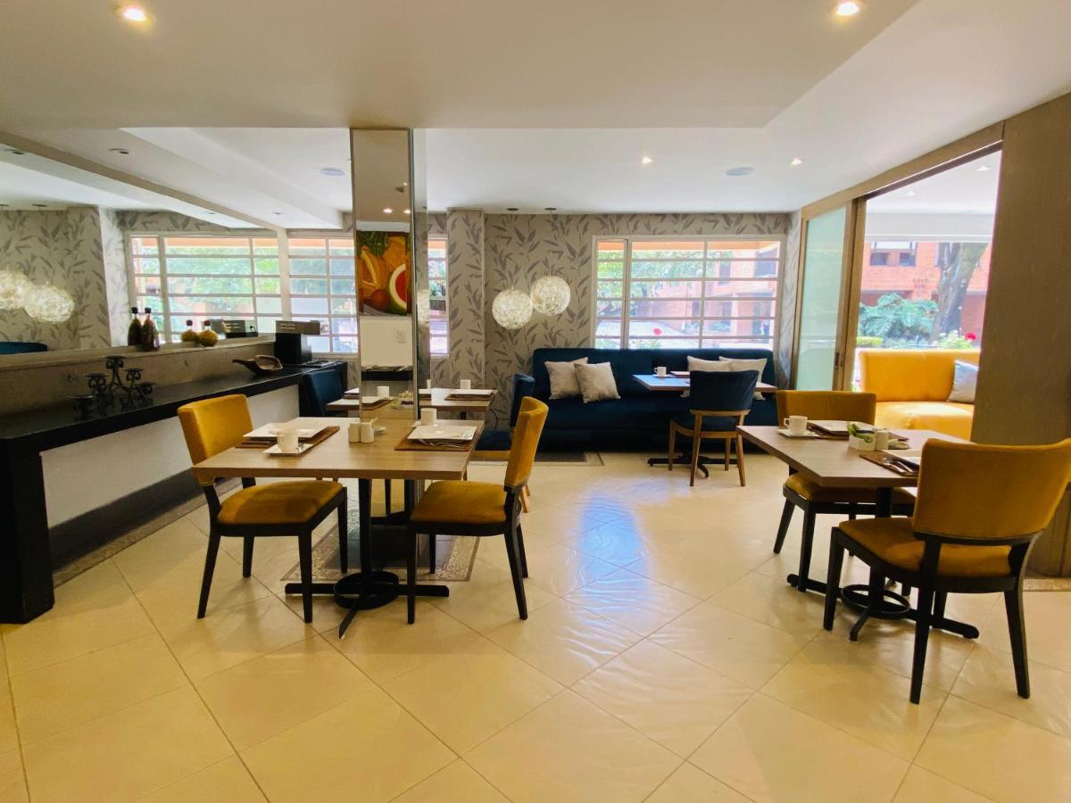 בוגוטה Hotel Retiro 84 By Mij מראה חיצוני תמונה