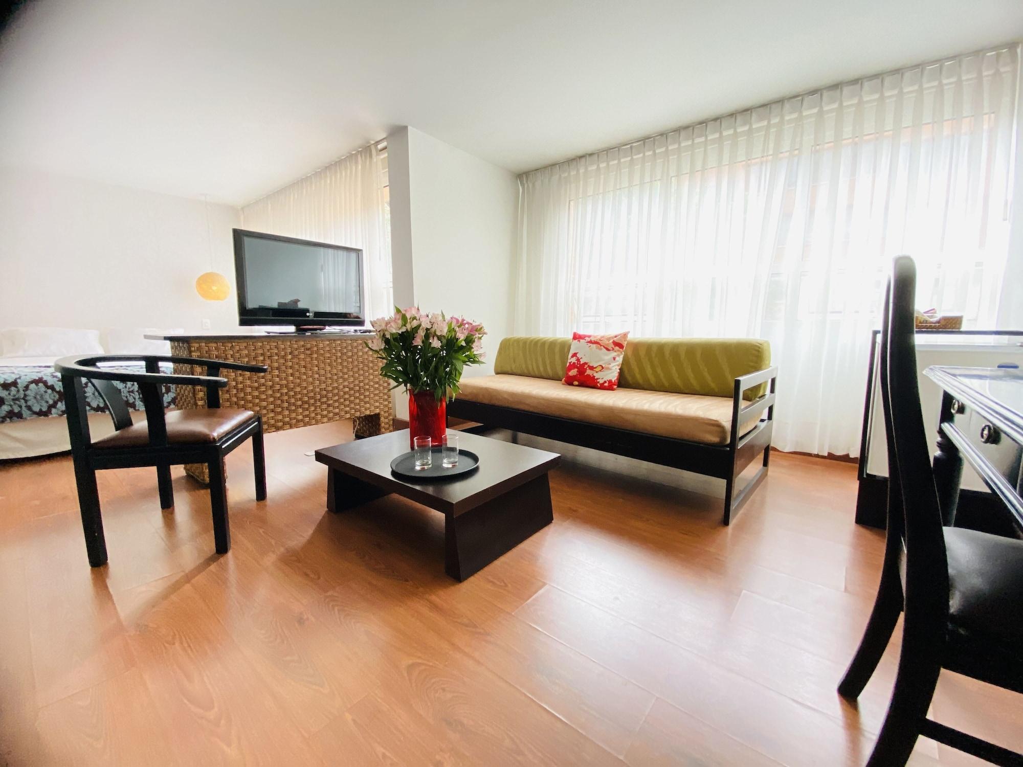 בוגוטה Hotel Retiro 84 By Mij מראה חיצוני תמונה