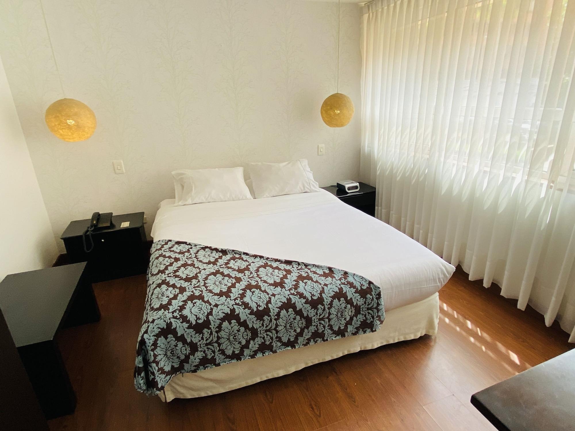 בוגוטה Hotel Retiro 84 By Mij מראה חיצוני תמונה