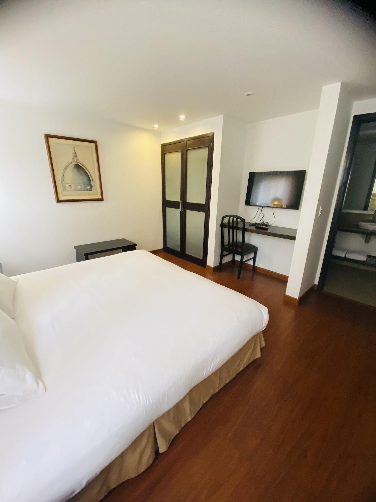 בוגוטה Hotel Retiro 84 By Mij מראה חיצוני תמונה