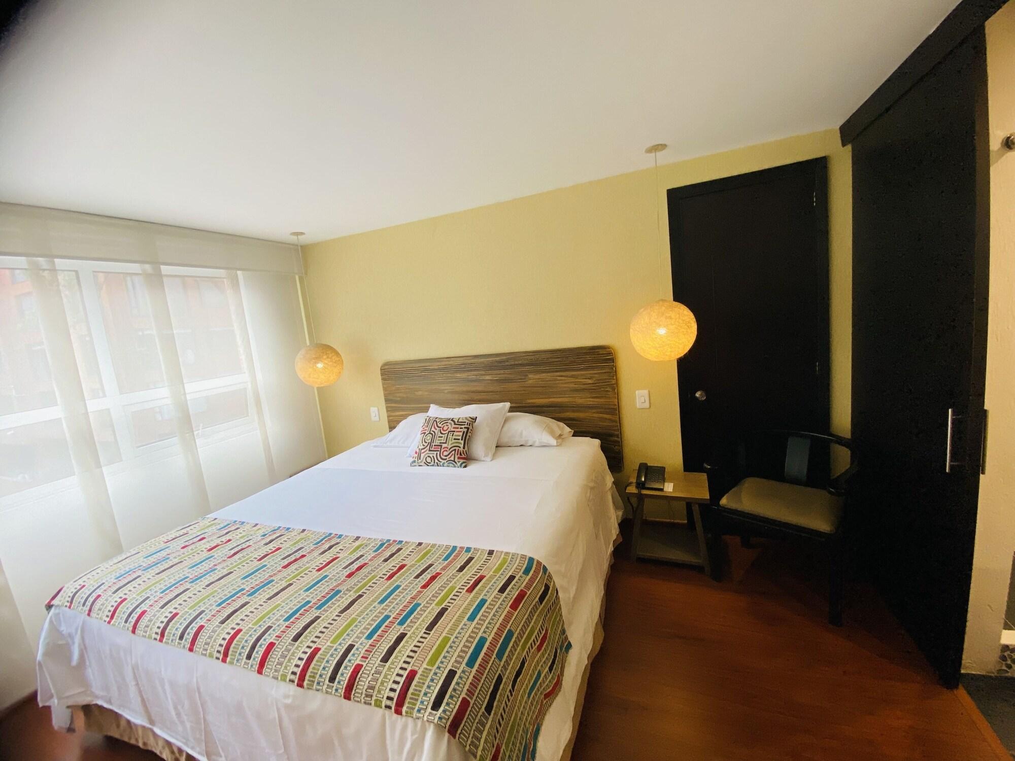 בוגוטה Hotel Retiro 84 By Mij מראה חיצוני תמונה