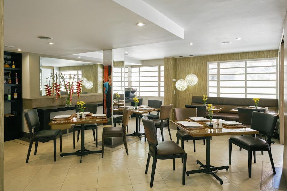 בוגוטה Hotel Retiro 84 By Mij מראה חיצוני תמונה