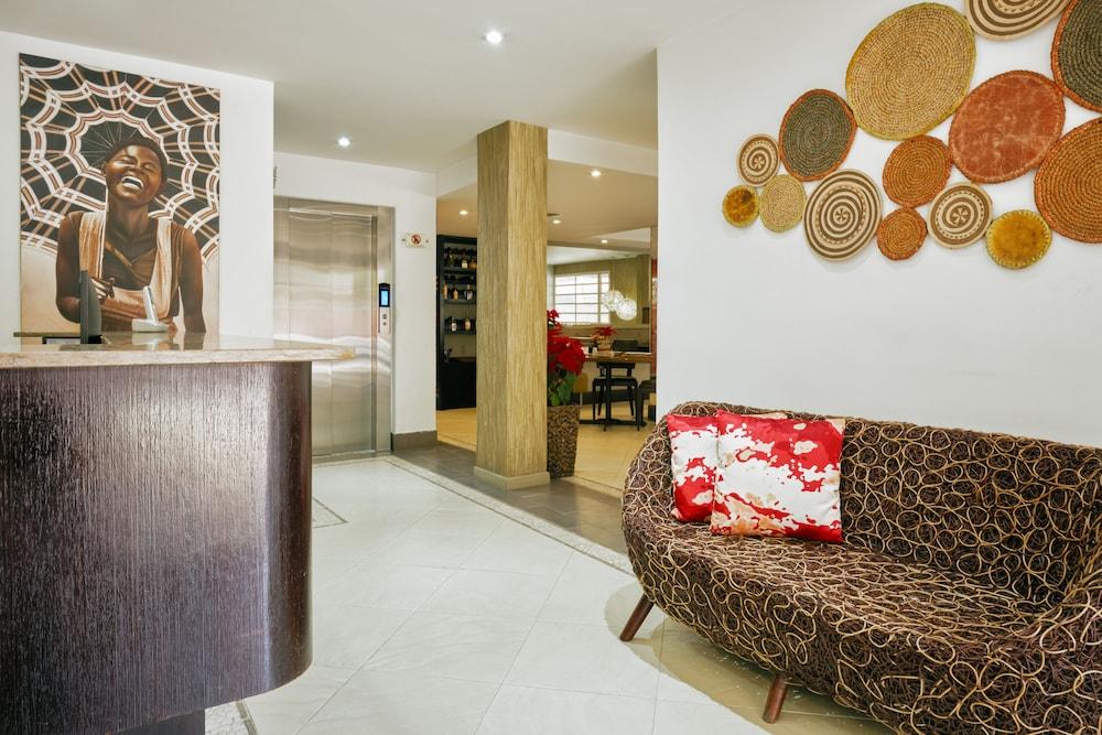 בוגוטה Hotel Retiro 84 By Mij מראה חיצוני תמונה