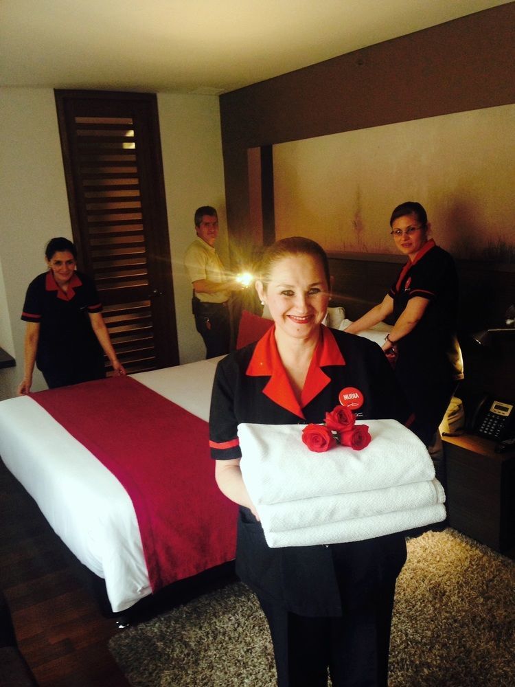בוגוטה Hotel Retiro 84 By Mij מראה חיצוני תמונה