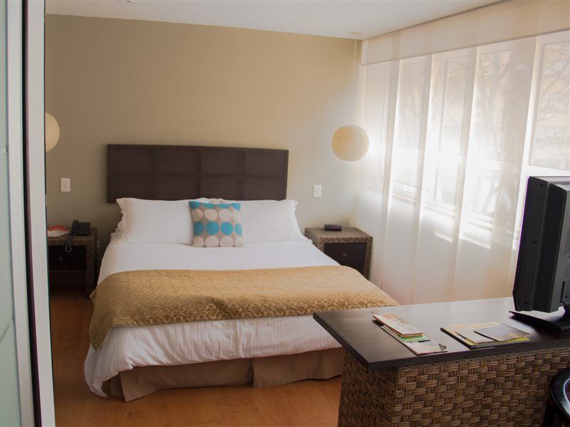 בוגוטה Hotel Retiro 84 By Mij מראה חיצוני תמונה