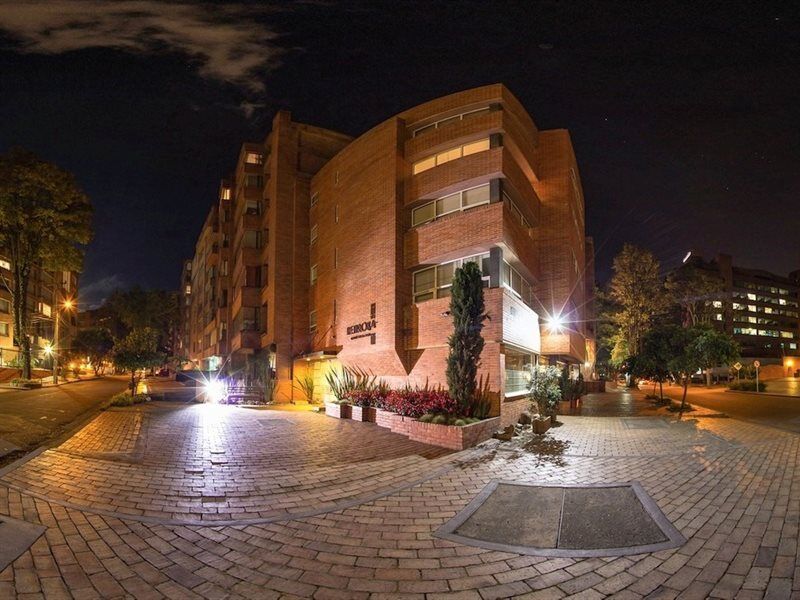 בוגוטה Hotel Retiro 84 By Mij מראה חיצוני תמונה